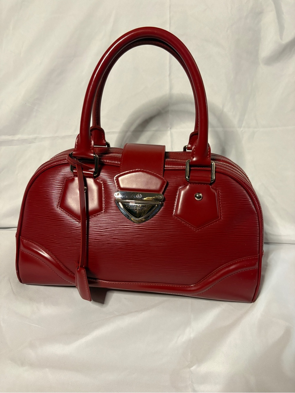 ✨ Authentic Louis Vuitton Bowling Montaigne GM — Epi Leather in Red/Carmine